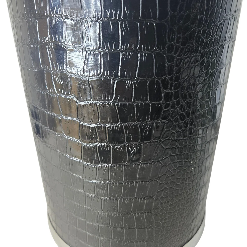 Elegant Black Ice Bucket with Silver Accents
